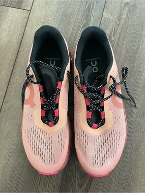 ON Running Cloud Cloudmonster Women Size 10